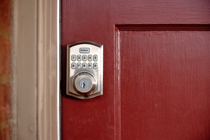 Vivint Smart Lock.