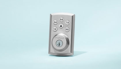 Home_Auto_SmartLock_Hotspot_420X240.jpg Thumbnail