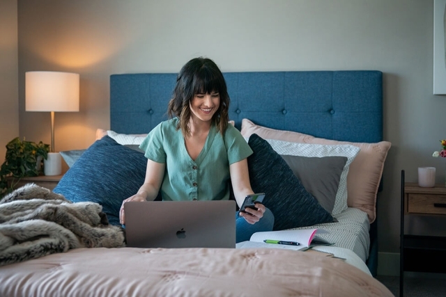 Smart Properties - Woman