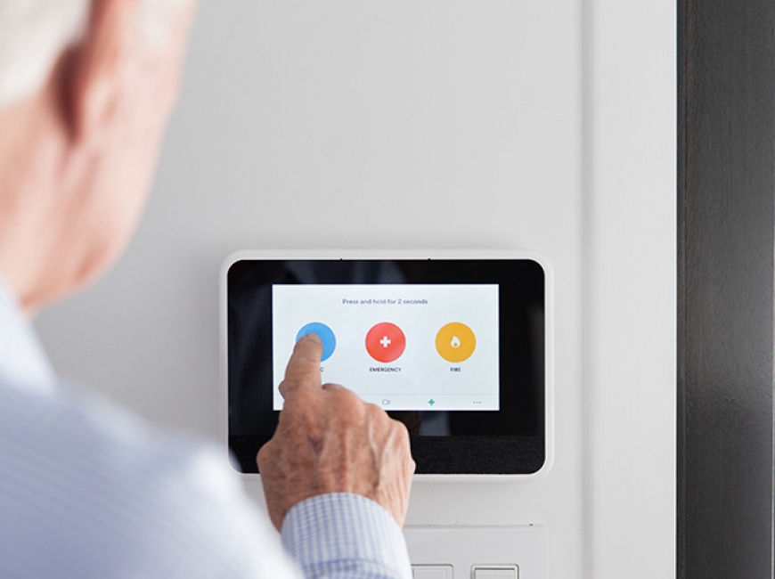 Smart Hub - Panic Button - 670x540