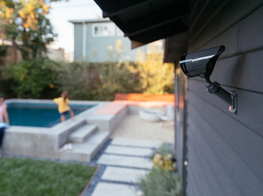 -Video Recording - Outdoor Camera by Pool - 670x540