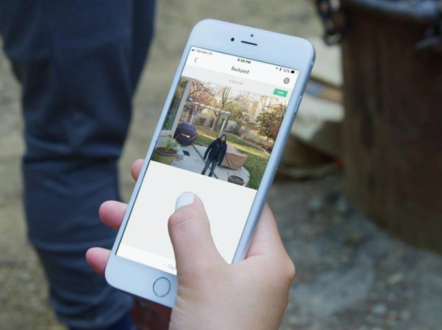 Monitoring Activity on a Smartphone with Vivint Smart Home App